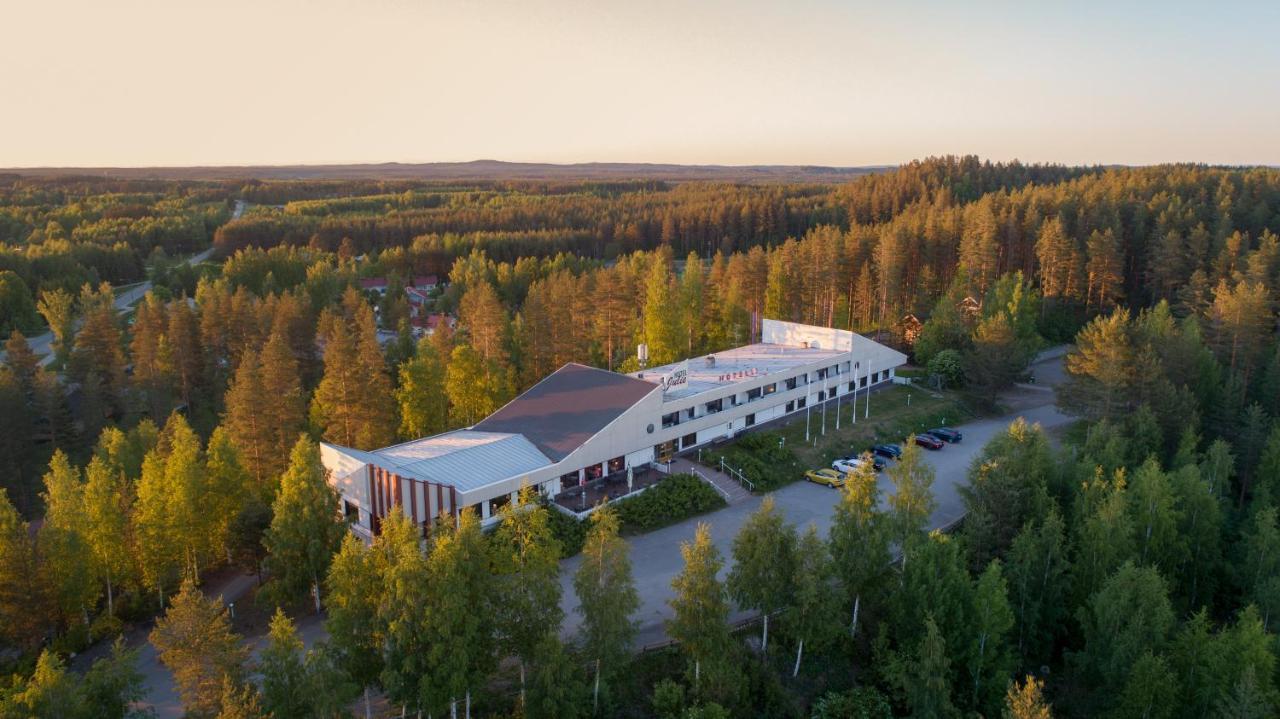 Hotel Julie Йоэнсуу Экстерьер фото